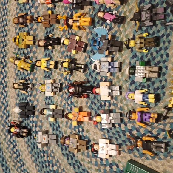 Roblox figure lot @ lisal1995 - Picture 2 of 7